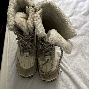 Pajar women’s boots size 9-9 1/2